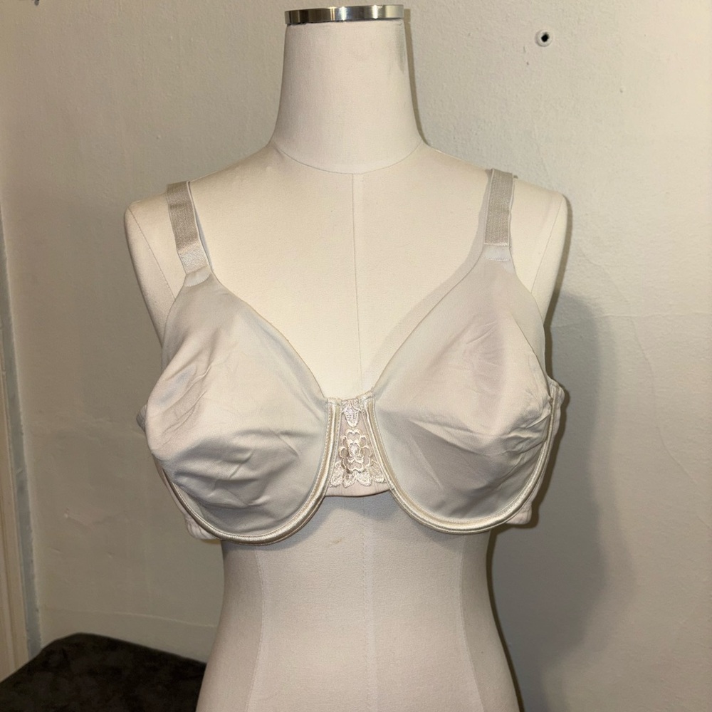 Vanity Fair Cream Underwire Bra